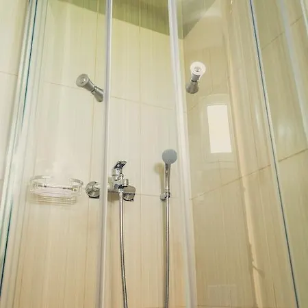 بيت ضيافة Kiani Akti